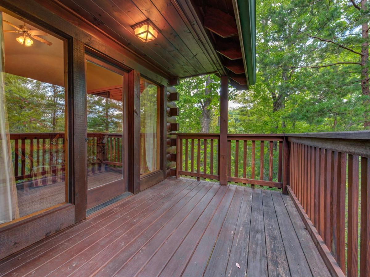 Above The Clouds, 4 Bedrooms, Pool Access, Private, Gaming, Sleeps 16 Gatlinburg Exteriör bild