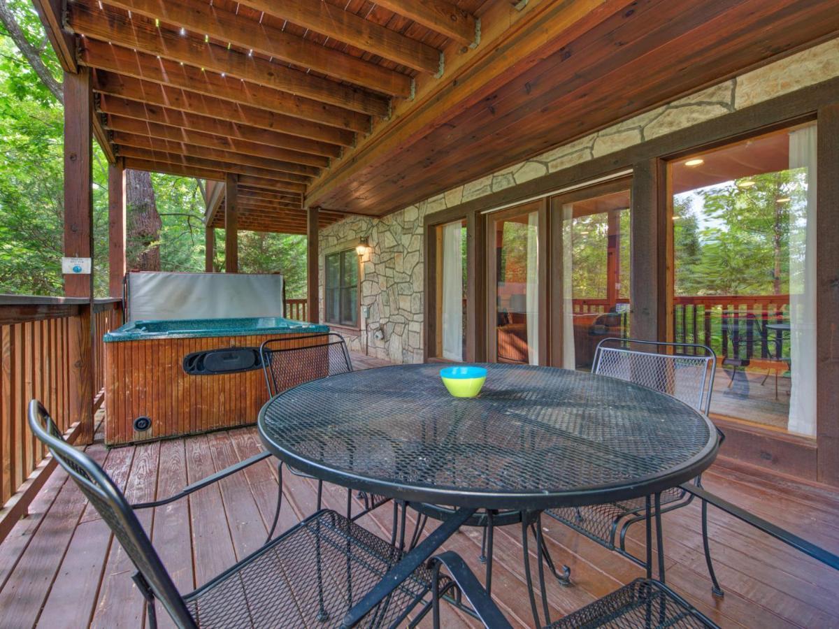 Above The Clouds, 4 Bedrooms, Pool Access, Private, Gaming, Sleeps 16 Gatlinburg Exteriör bild