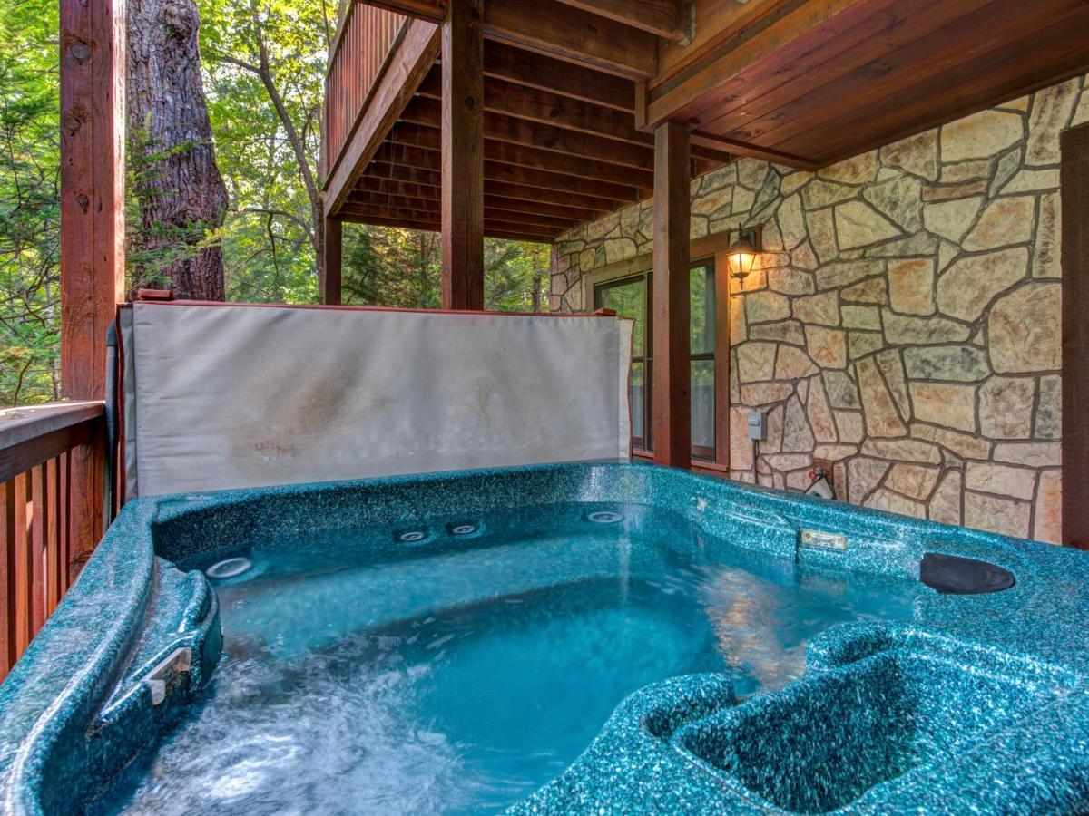 Above The Clouds, 4 Bedrooms, Pool Access, Private, Gaming, Sleeps 16 Gatlinburg Exteriör bild