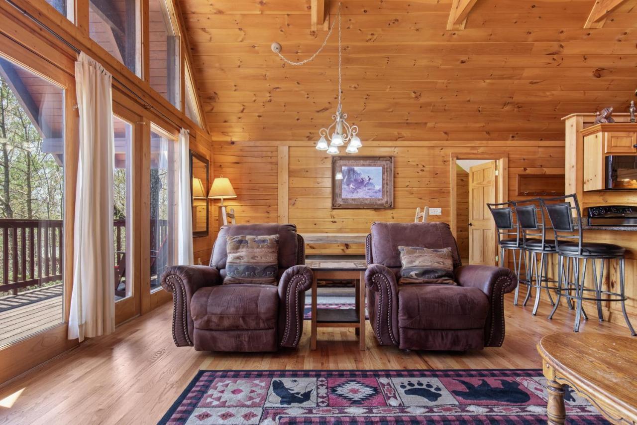Above The Clouds, 4 Bedrooms, Pool Access, Private, Gaming, Sleeps 16 Gatlinburg Exteriör bild