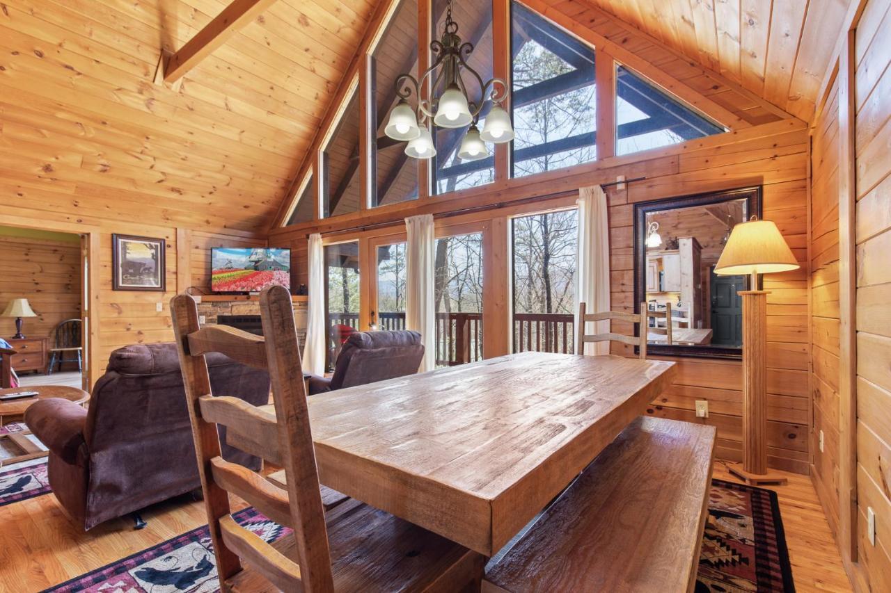 Above The Clouds, 4 Bedrooms, Pool Access, Private, Gaming, Sleeps 16 Gatlinburg Exteriör bild