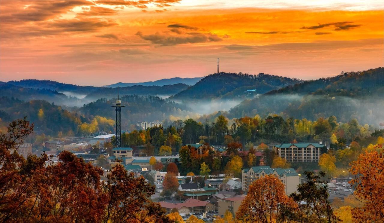 Above The Clouds, 4 Bedrooms, Pool Access, Private, Gaming, Sleeps 16 Gatlinburg Exteriör bild
