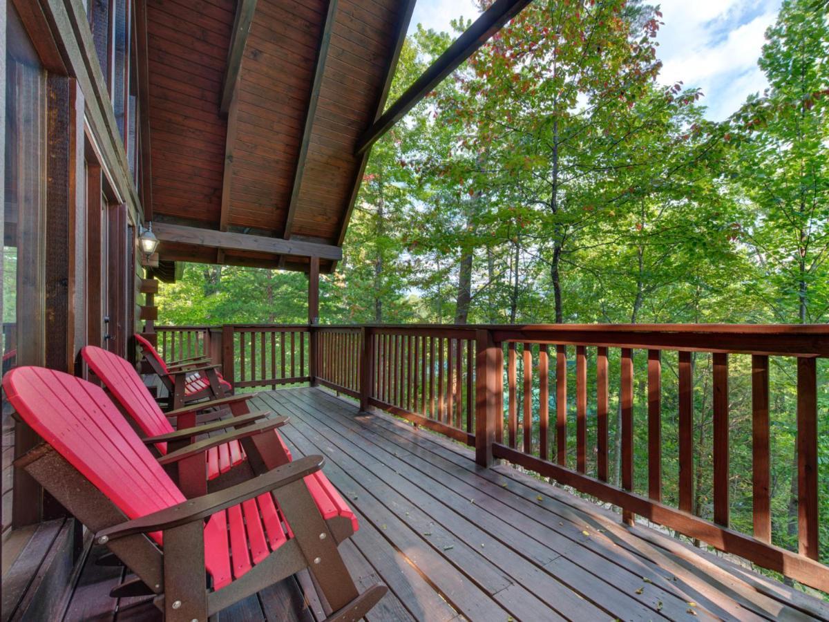 Above The Clouds, 4 Bedrooms, Pool Access, Private, Gaming, Sleeps 16 Gatlinburg Exteriör bild