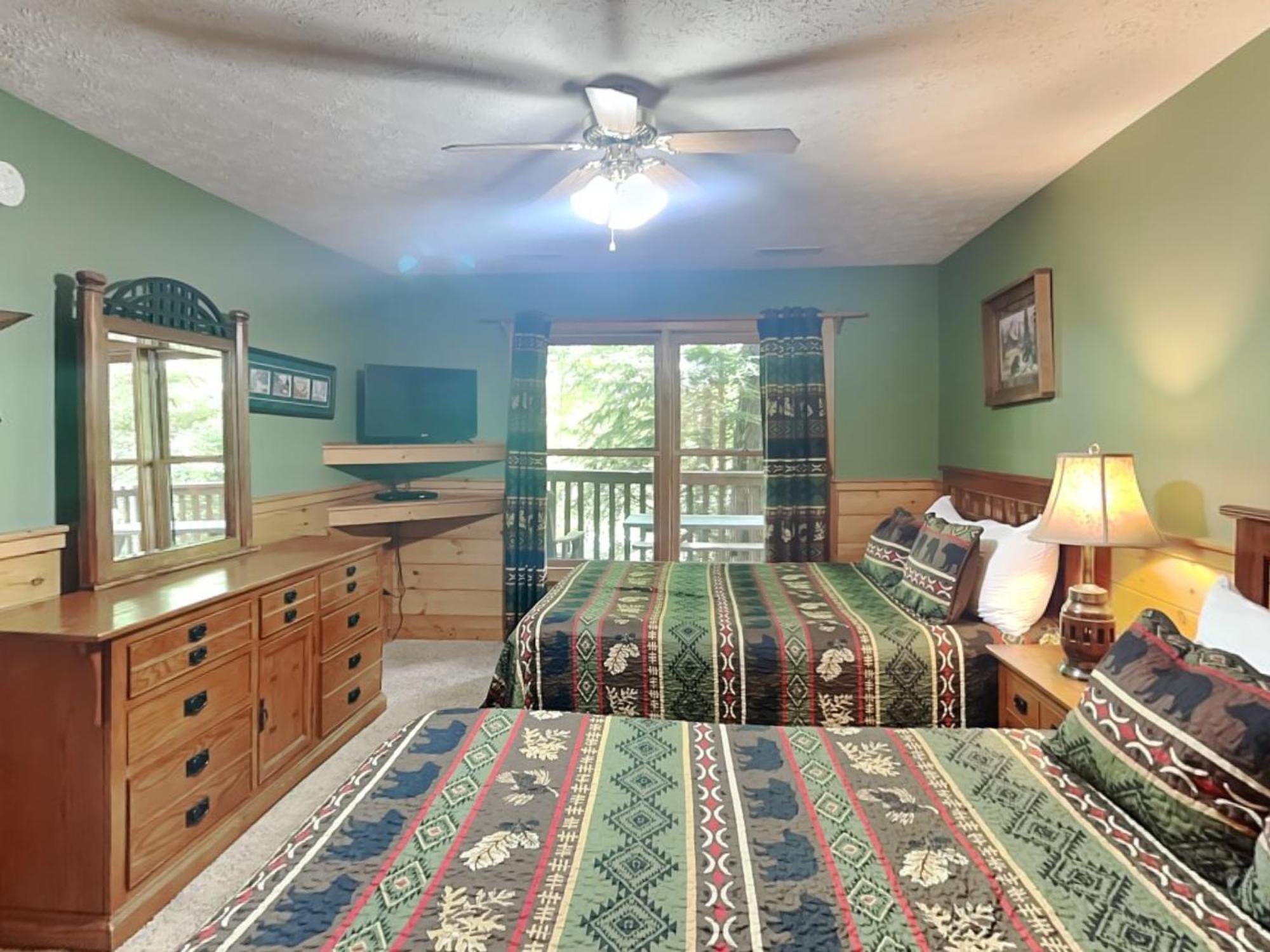 Above The Clouds, 4 Bedrooms, Pool Access, Private, Gaming, Sleeps 16 Gatlinburg Exteriör bild